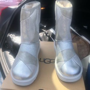 UGG SILVER LEATHER PATCHWORK BOOTS NEW W/BOX SIZE 8 VERY UNIQUE & SUPER CUTE!!